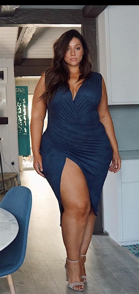 Curvy Goddesses (plussizecurves) .